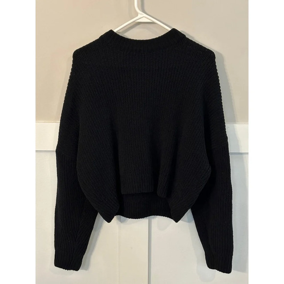 Women's Abercrombie & Fitch Black Sweater Size S - Picture 2 of 8